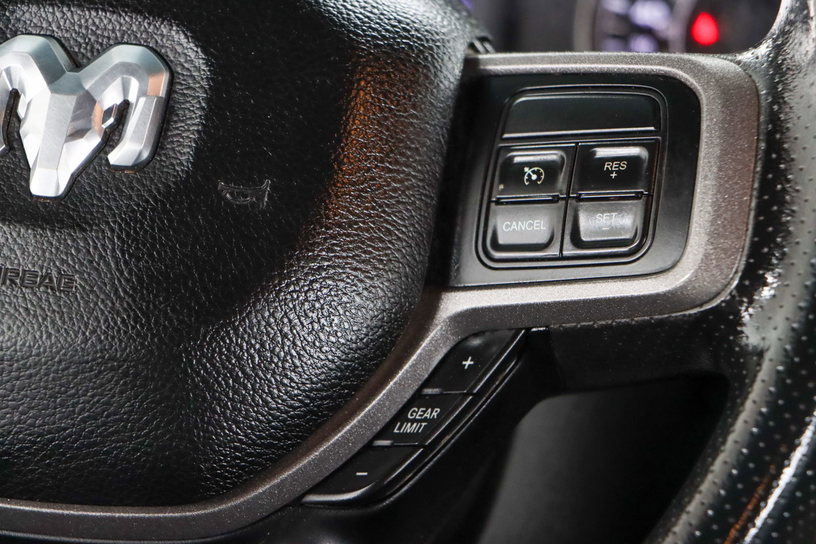 Used 2021 RAM 2500 Tradesman w/ Chrome Appearance Group image 16