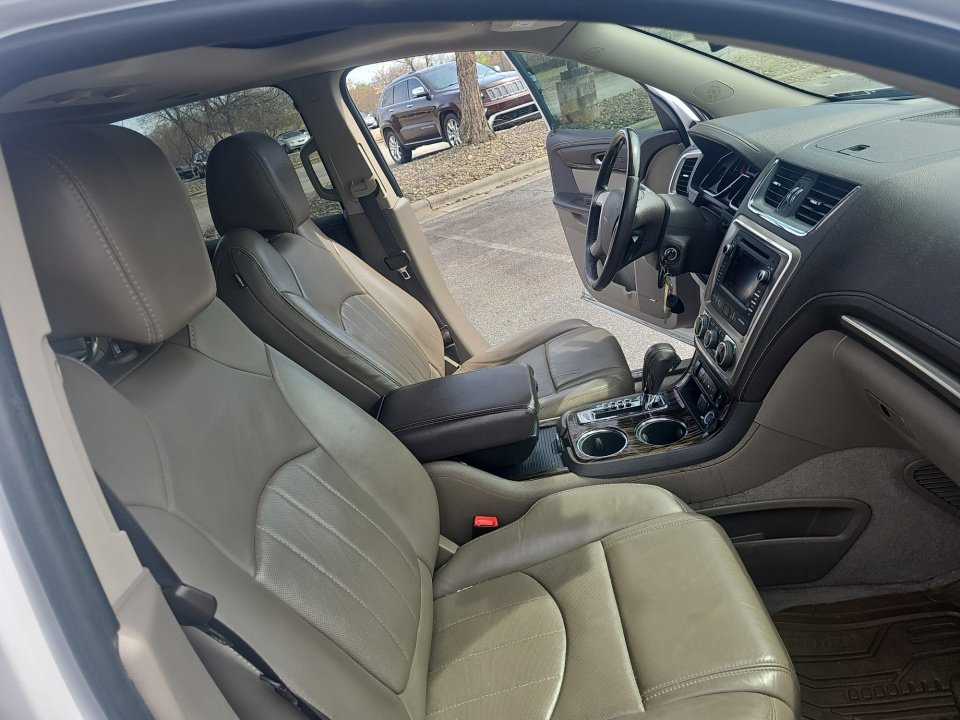 Used 2016 GMC Acadia Denali image 28