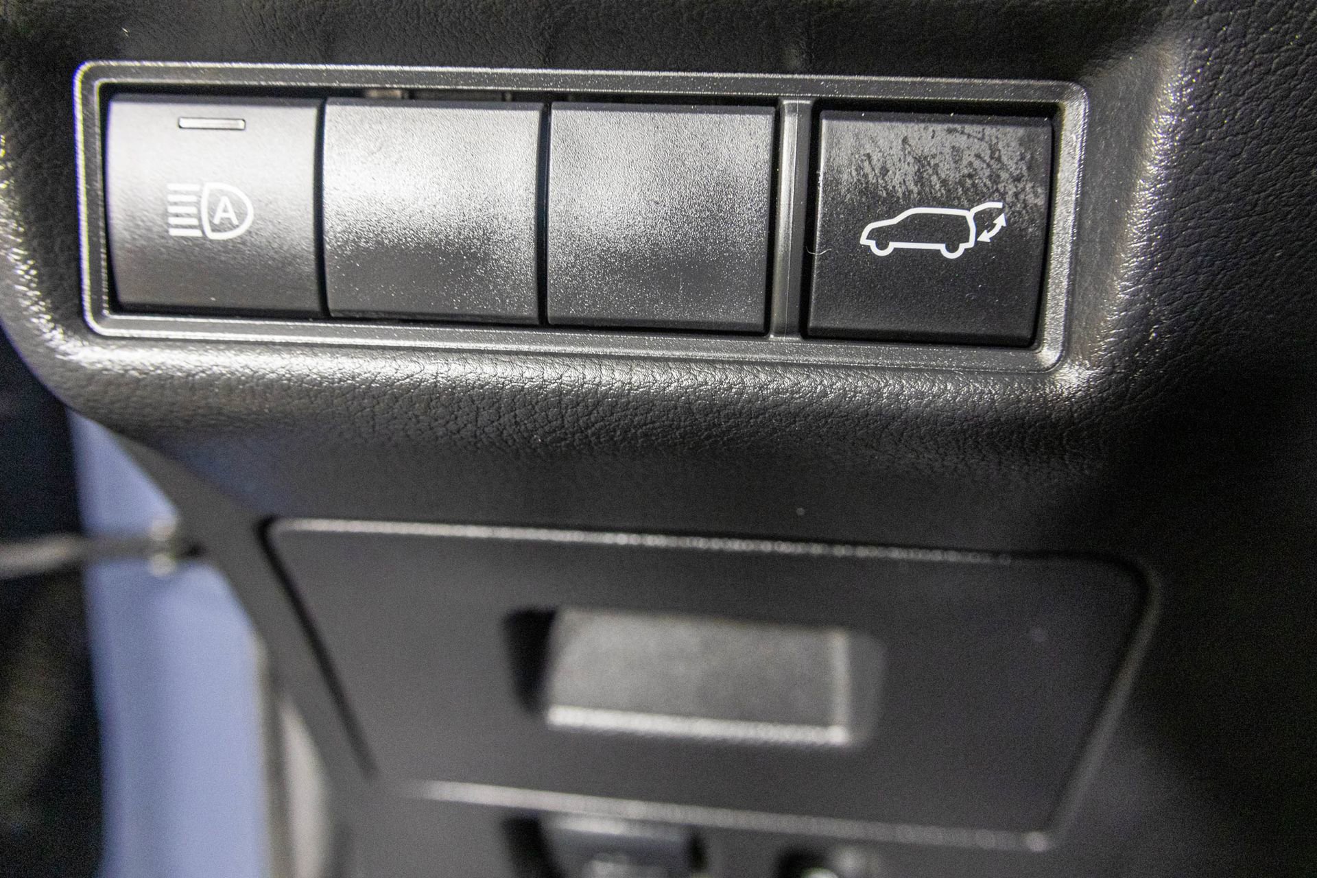 Used 2024 Toyota Grand Highlander XLE image 32