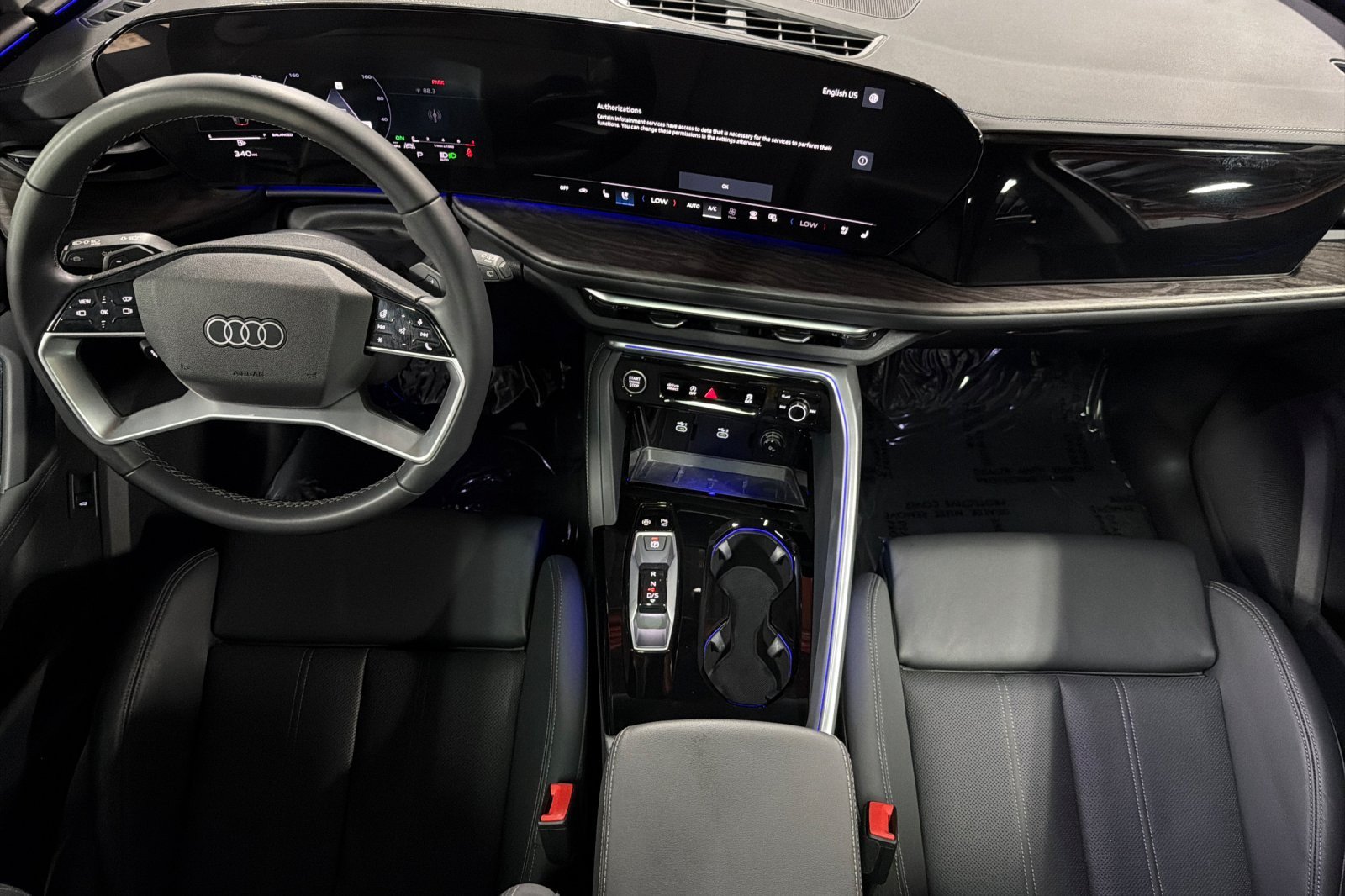 Used 2025 Audi Q5 Premium Plus w/ Premium Plus AWD/4WD image 12