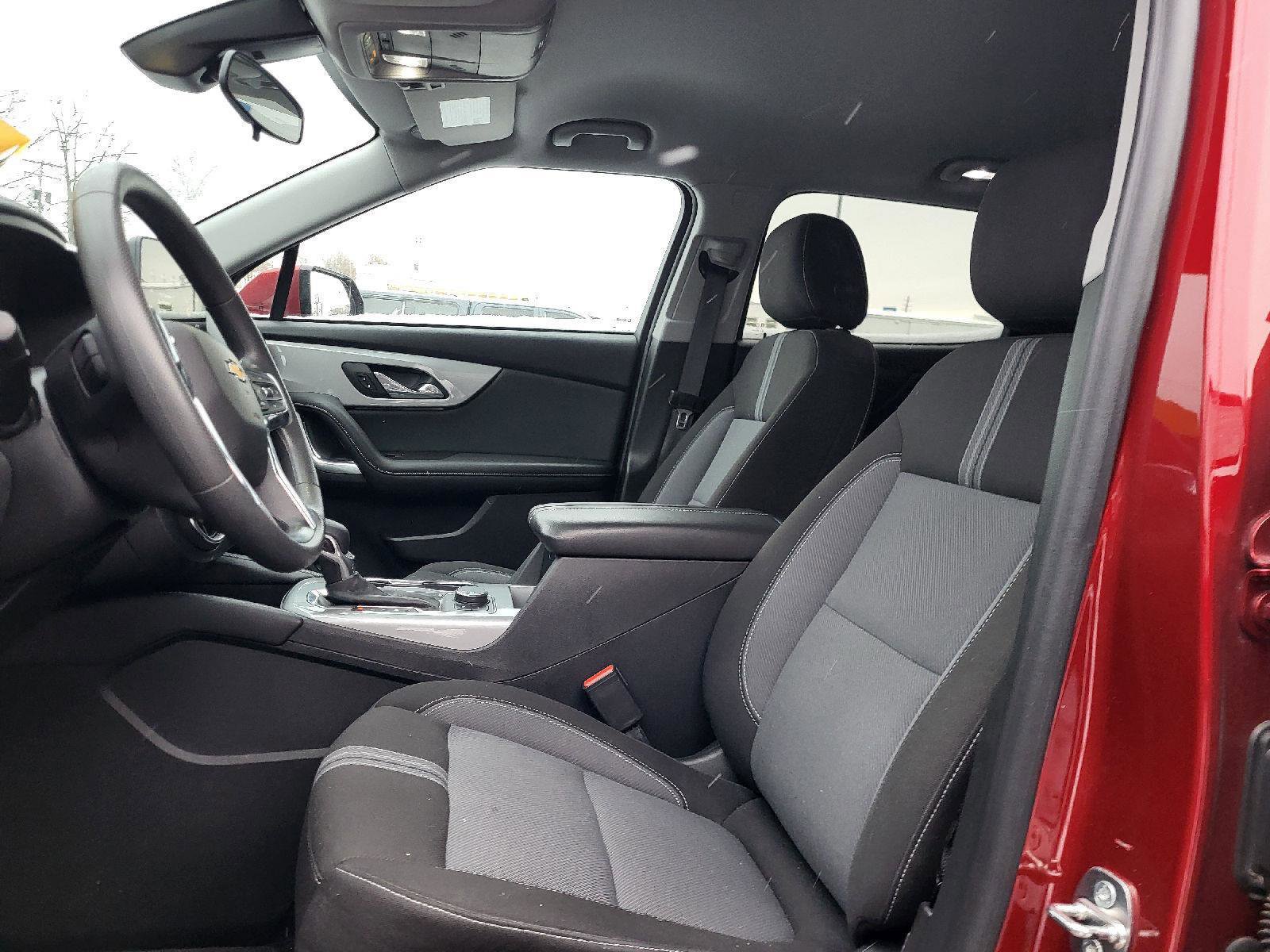 Used 2023 Chevrolet Blazer LT w/ Driver Confidence Package image 9