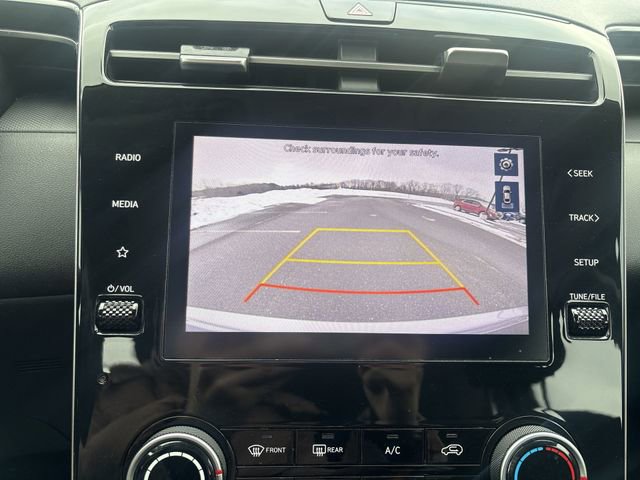 Used 2023 Hyundai Tucson SE image 15