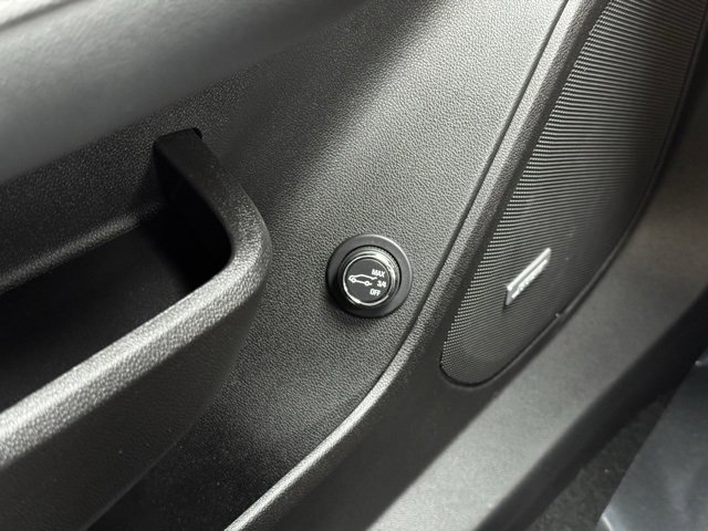 Certified 2024 Chevrolet Blazer RS w/ Driver Confidence II Package image 33