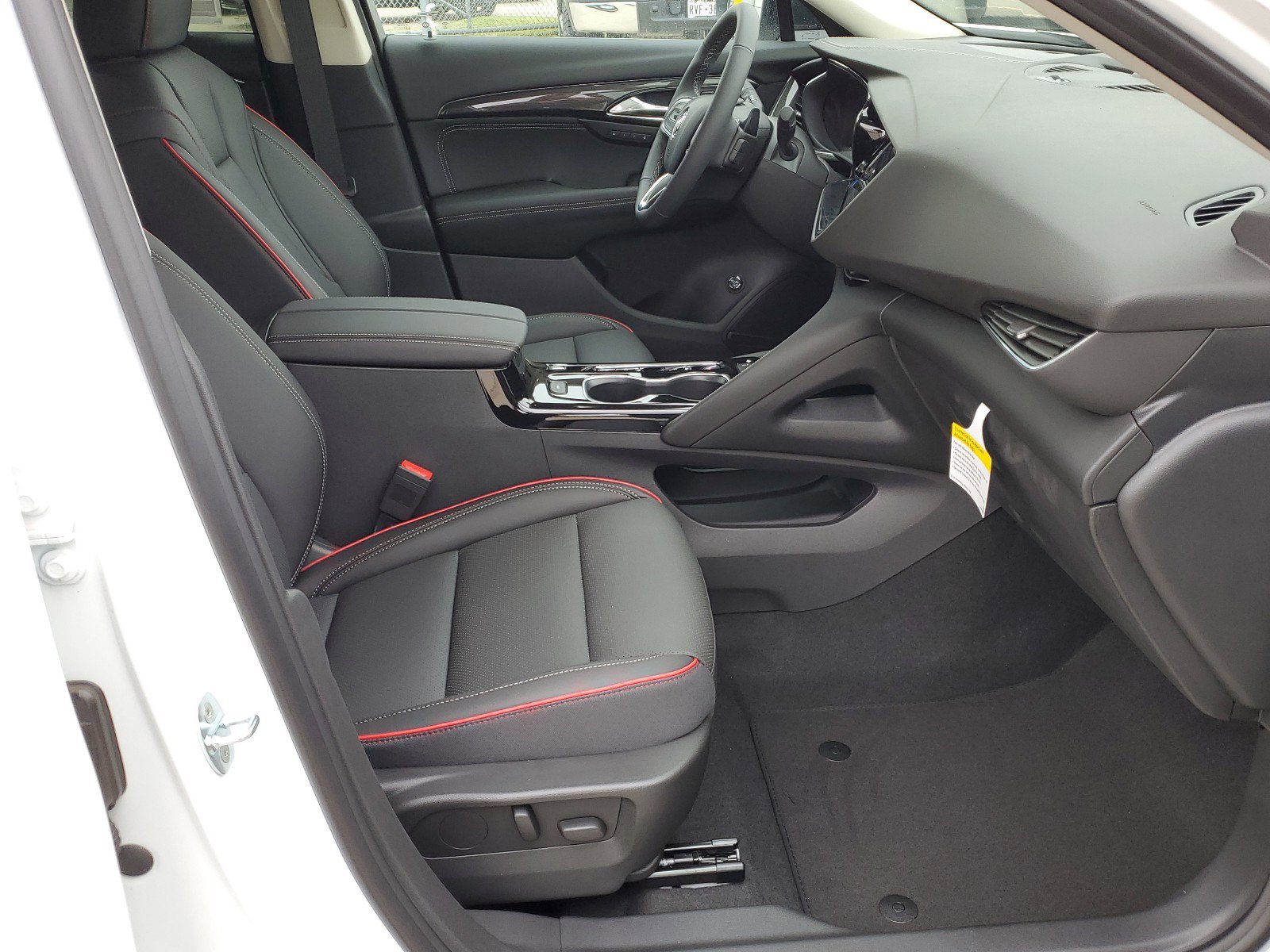 Used 2023 Buick Envision Essence w/ Sport Touring Package image 10