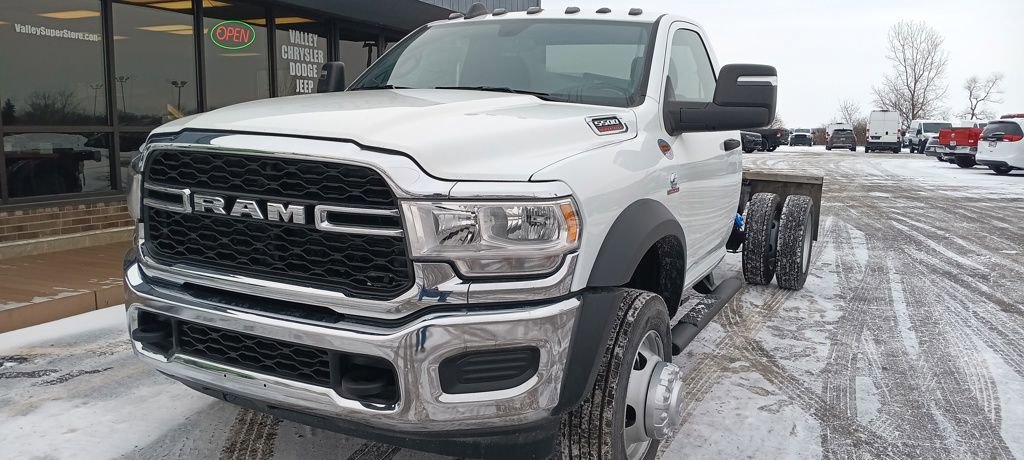 New 2024 RAM 5500 Tradesman image 3