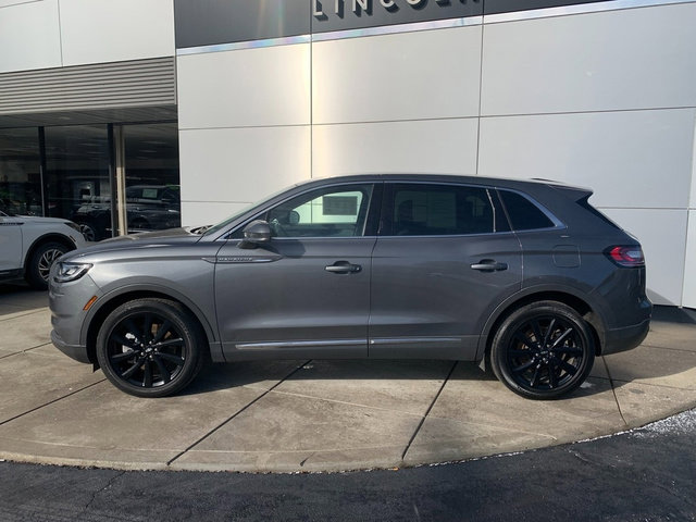 Certified 2023 Lincoln Nautilus Reserve w/ Monochromatic Package AWD/4WD image 2