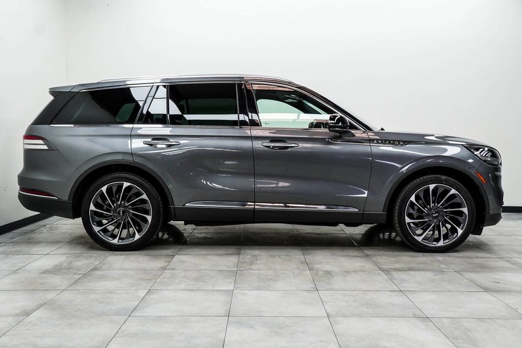 Used 2023 Lincoln Aviator Reserve w/ Equipment Group 201A image 10