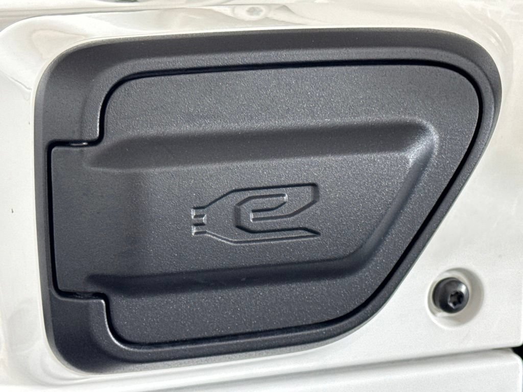 Certified 2024 Jeep Wrangler Unlimited AWD/4WD image 52
