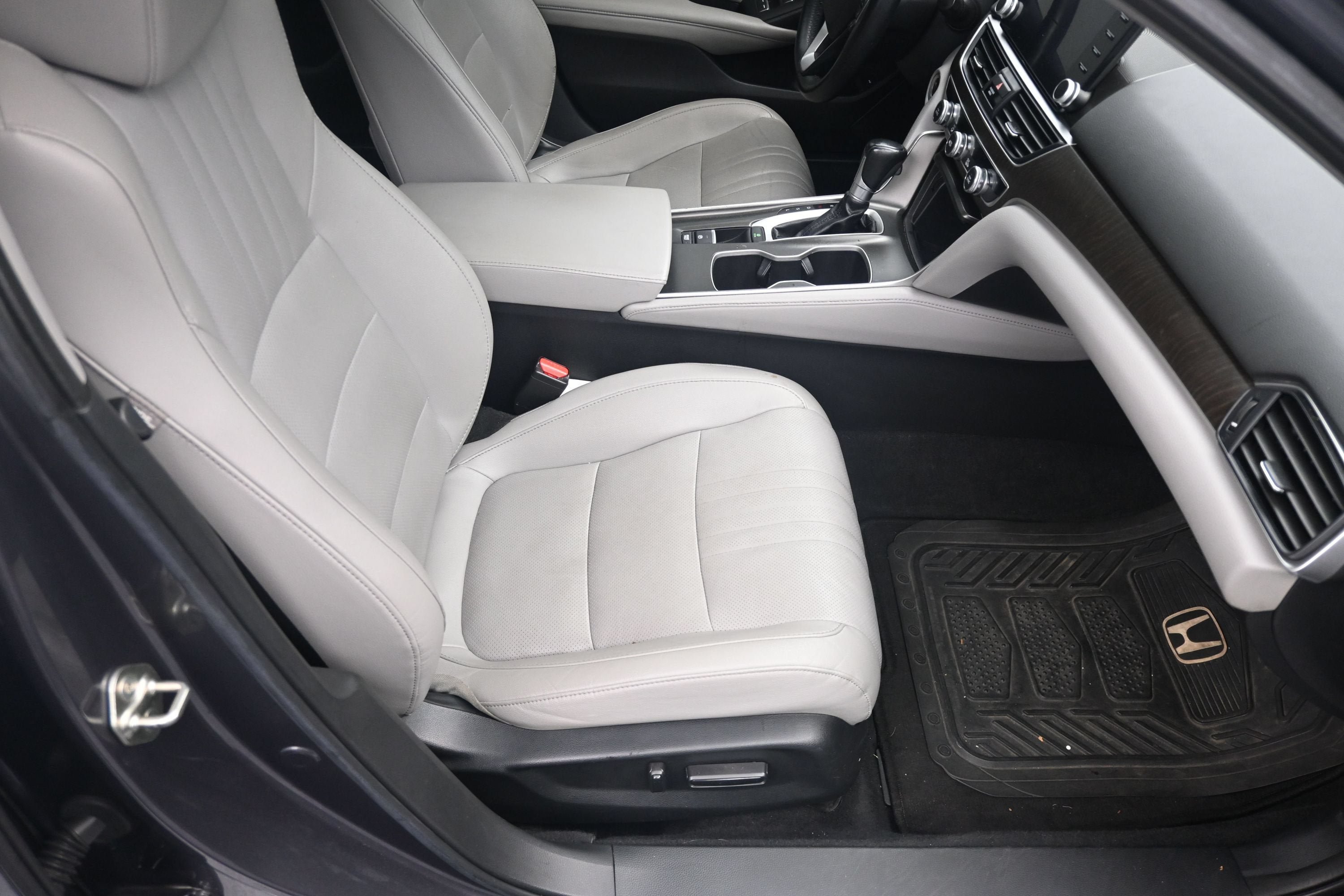 Used 2019 Honda Accord EX-L image 29