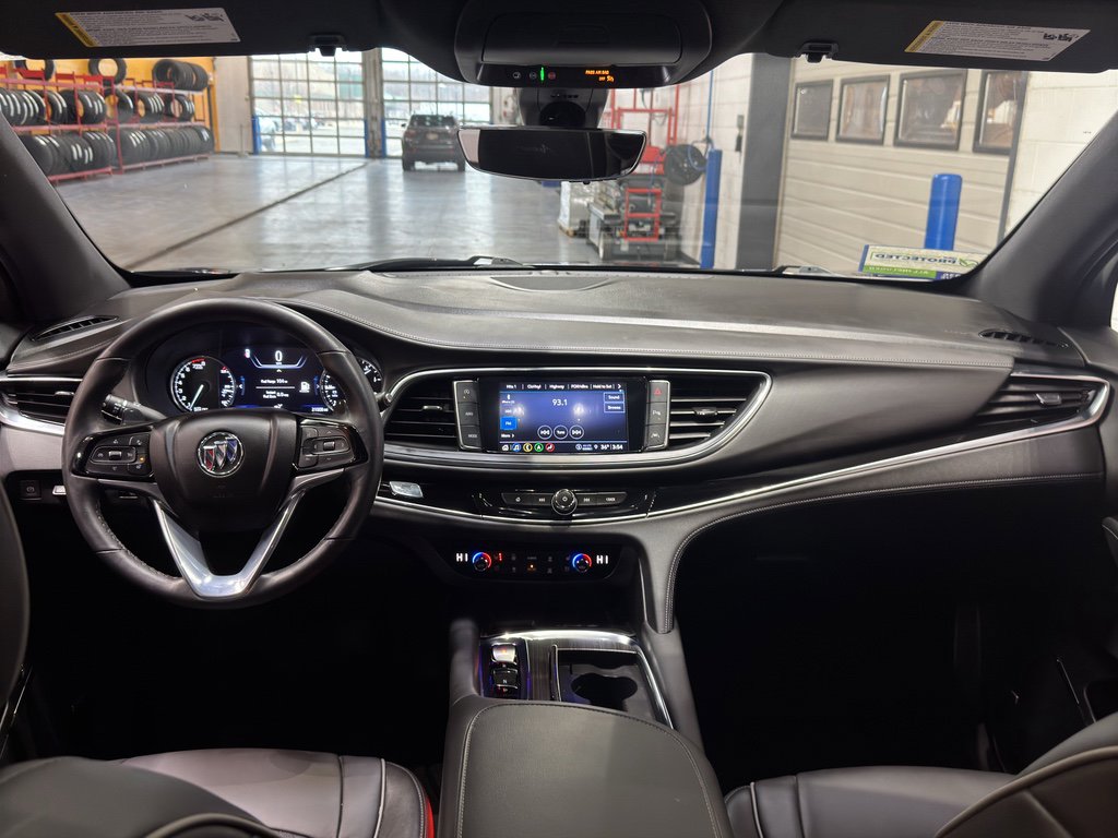 Used 2024 Buick Enclave Avenir image 16