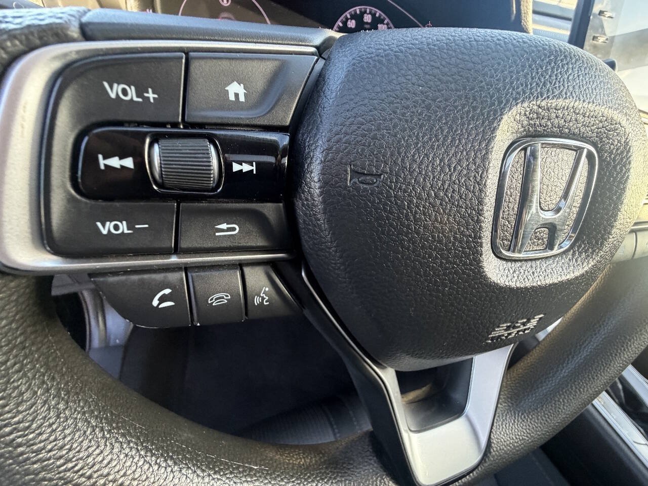 Used 2019 Honda Accord EX image 18