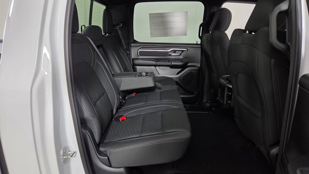 New 2026 RAM 1500 4x4 Crew Cab image 27