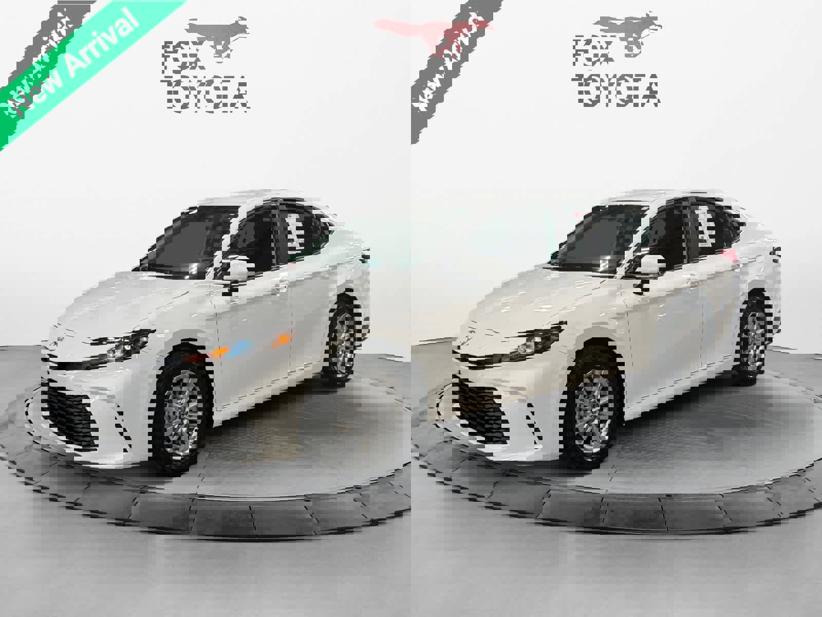 Used 2025 Toyota Camry LE image 1