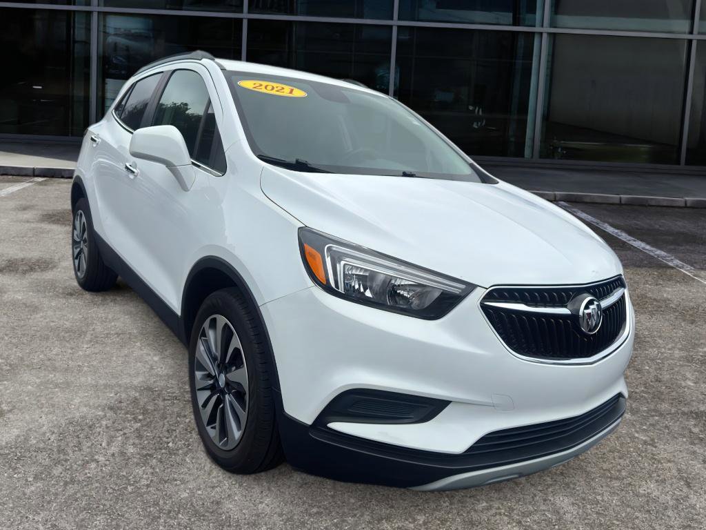 Used 2021 Buick Encore Preferred image 3