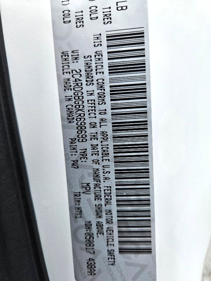 Used 2019 Dodge Grand Caravan SE w/ UConnect Hands-Free Group image 49