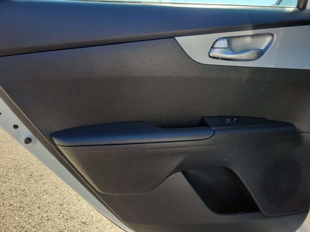 Used 2023 Kia Forte LX FWD image 8