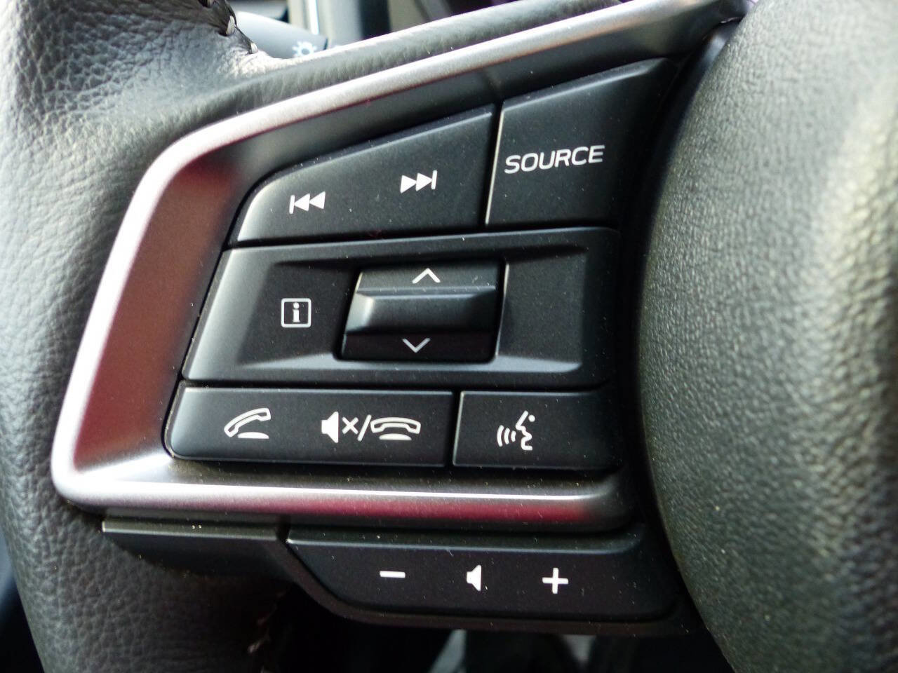 Used 2023 Subaru Ascent Limited w/ Technology Package image 24