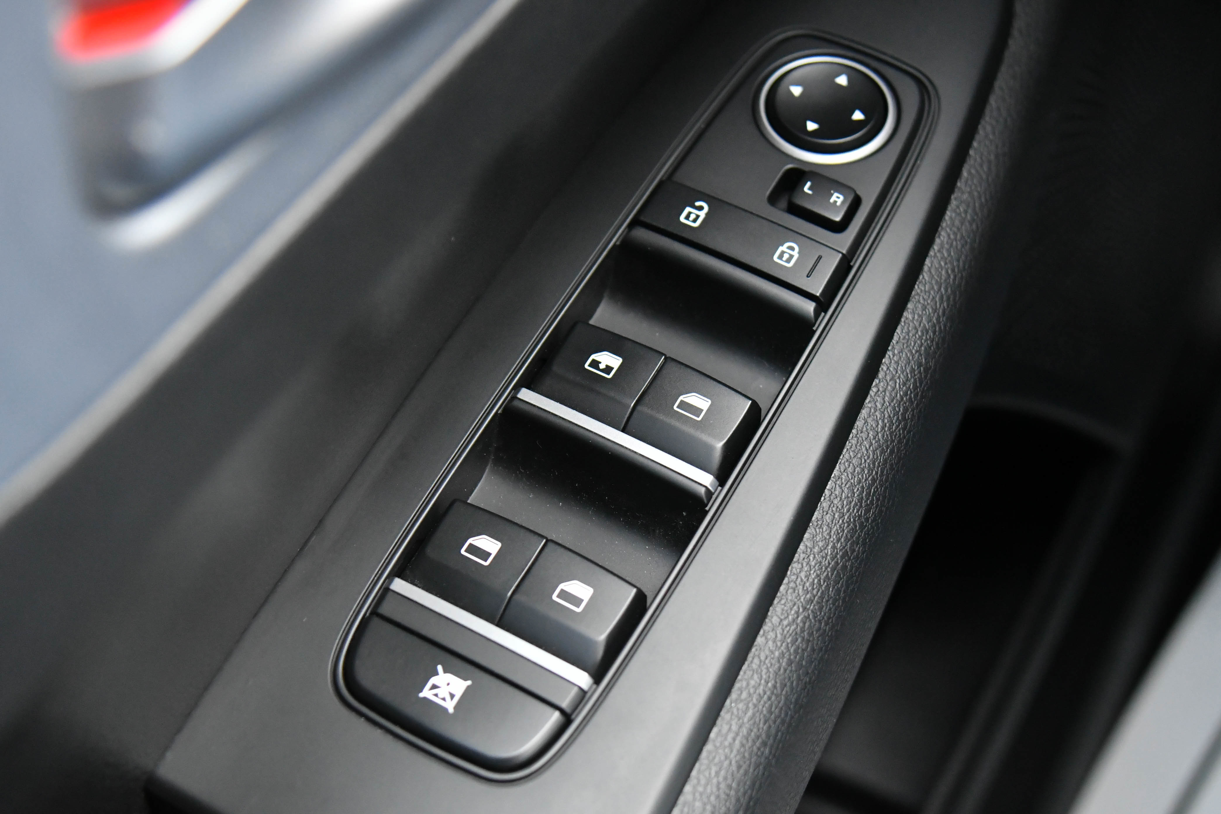 Used 2023 Kia Forte LXS image 27