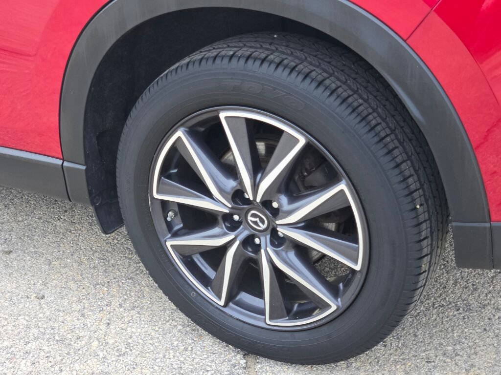 Used 2018 MAZDA CX-5 Touring image 14