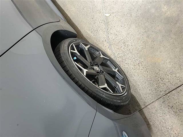 Used 2025 Toyota Corolla LE FWD image 16