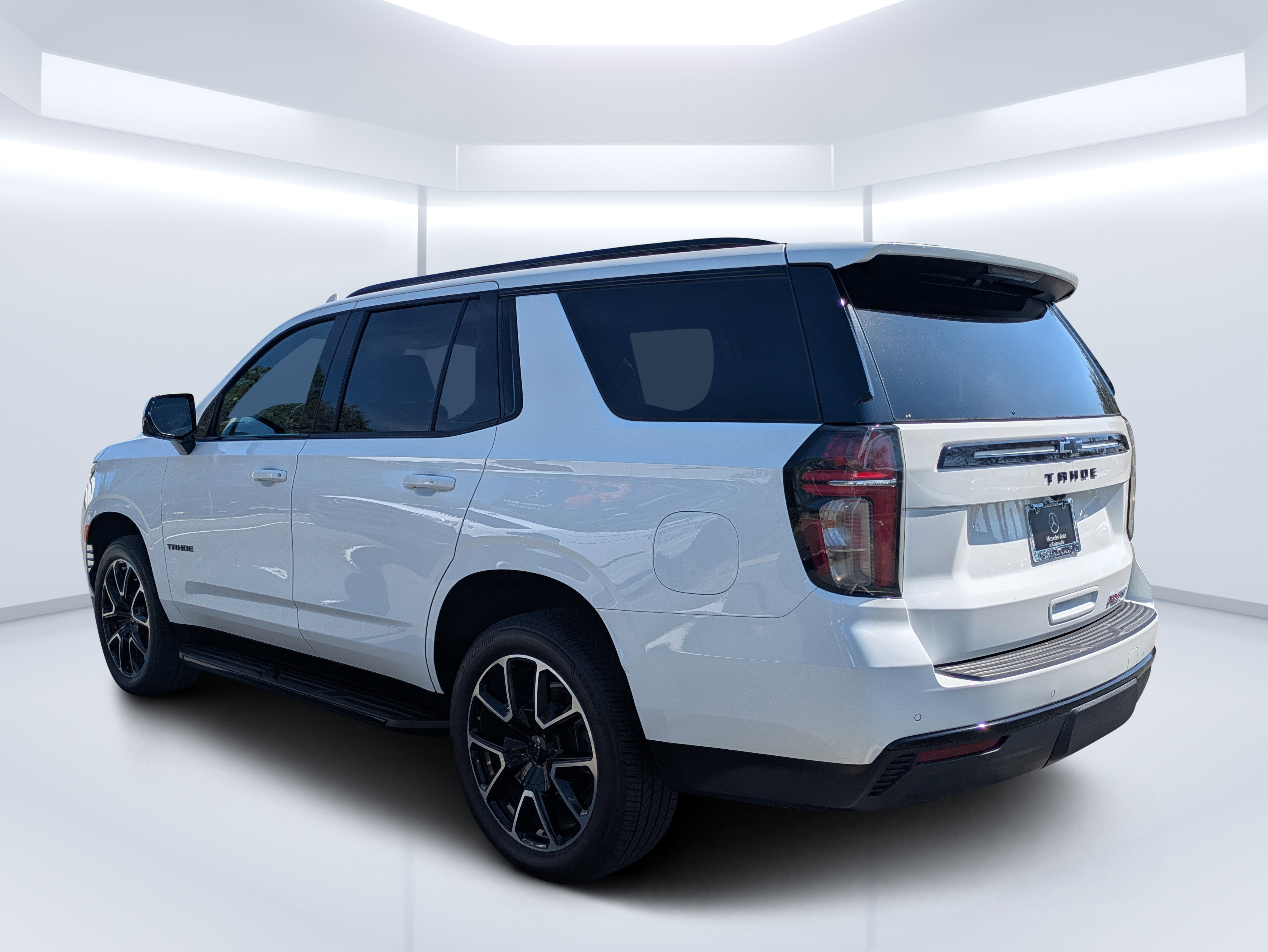 Used 2024 Chevrolet Tahoe RST w/ Luxury Package RWD image 5