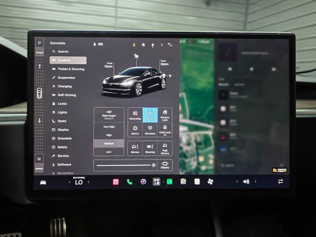 Used 2022 Tesla Model S AWD/4WD image 25