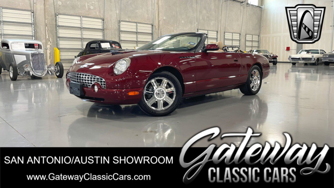 Used 2004 Ford Thunderbird