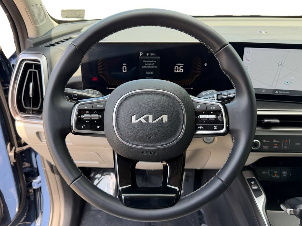 Used 2025 Kia Sorento S AWD/4WD image 18