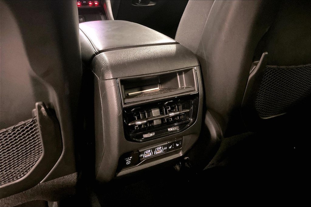 Used 2023 Jeep Grand Cherokee Limited RWD image 30