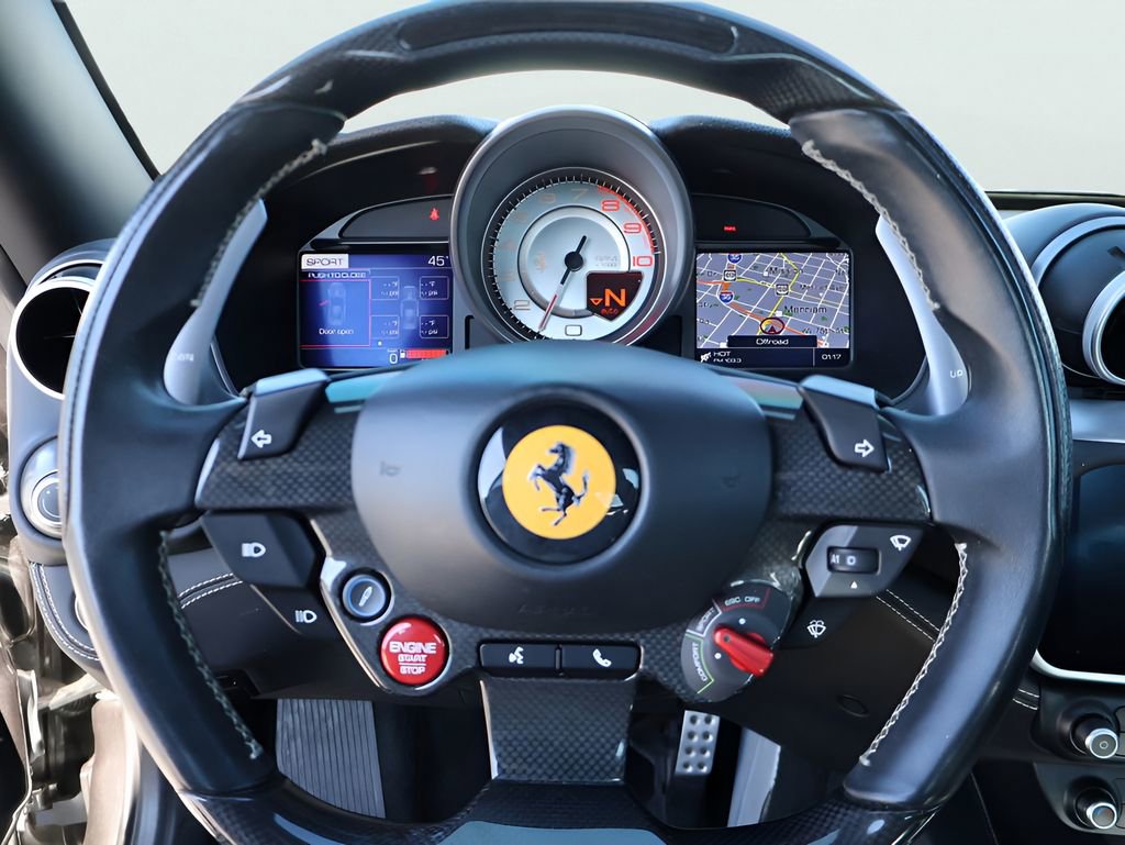 Used 2020 Ferrari Portofino RWD image 35