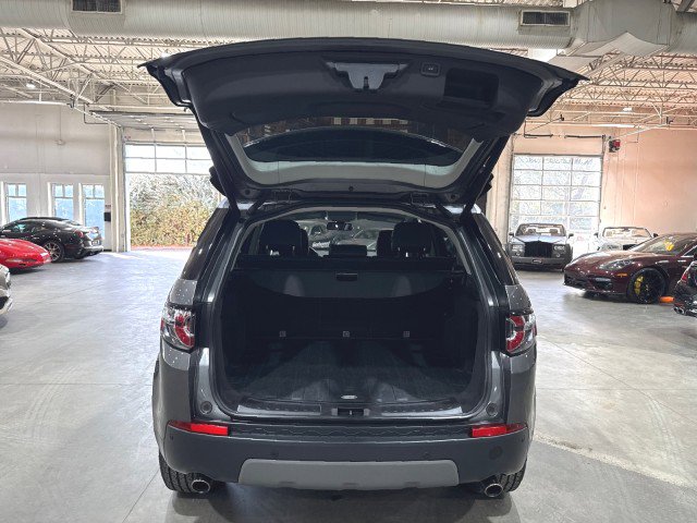Used 2016 Land Rover Discovery Sport SE image 14
