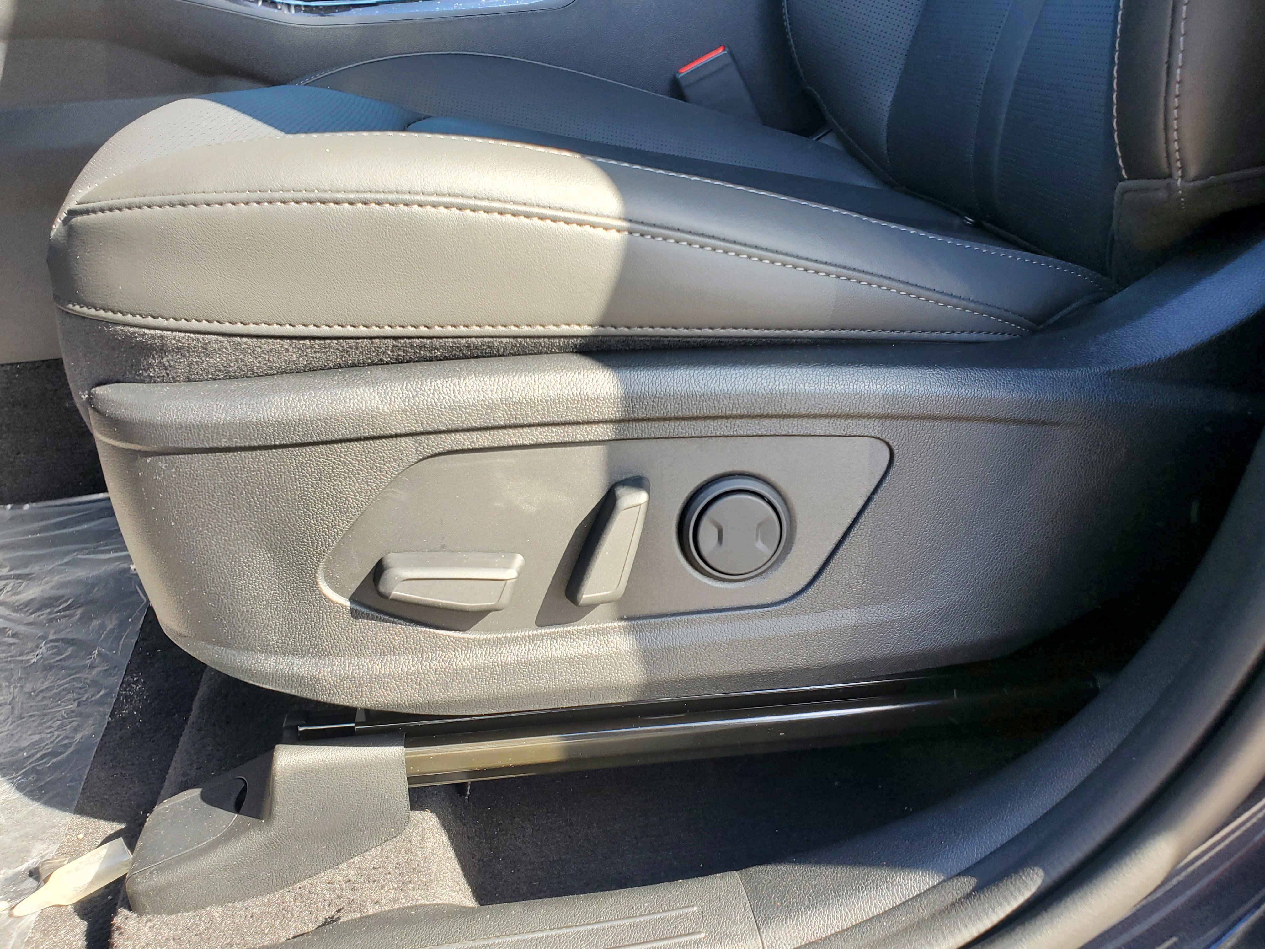 New 2025 Kia Sorento SX image 12