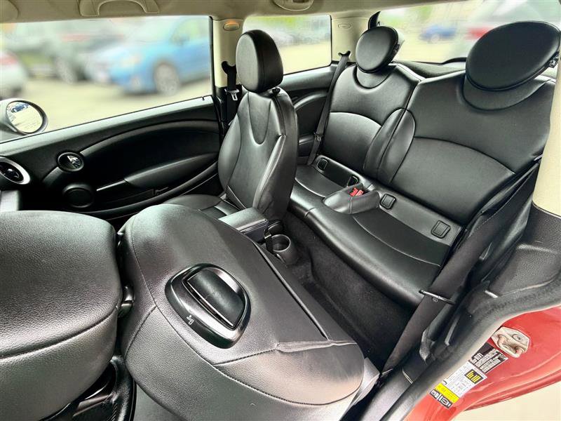 Used 2013 MINI Cooper Hardtop FWD image 14