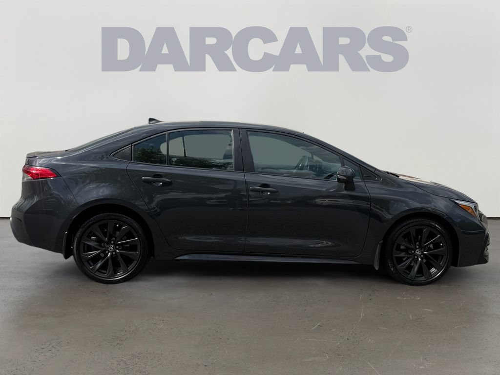 Used 2023 Toyota Corolla SE w/ Carpet Mat Package (TMS) FWD image 8