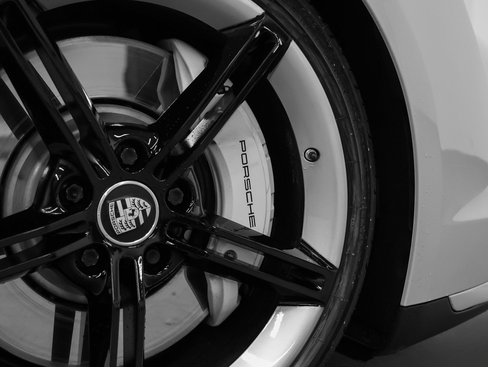 Certified 2021 Porsche Taycan Turbo image 17