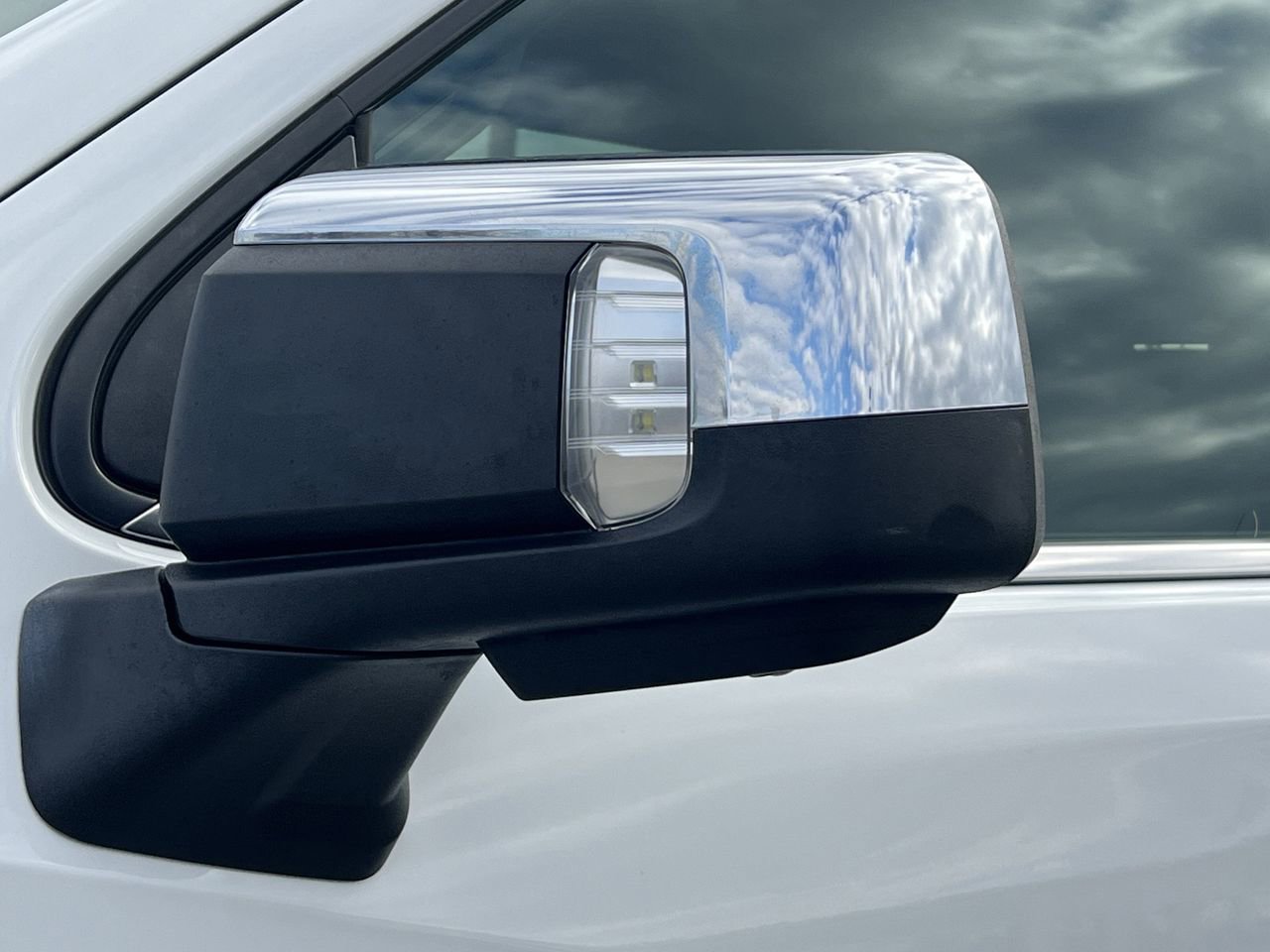 Used 2019 Chevrolet Silverado 1500 LTZ w/ LTZ Plus Package image 46