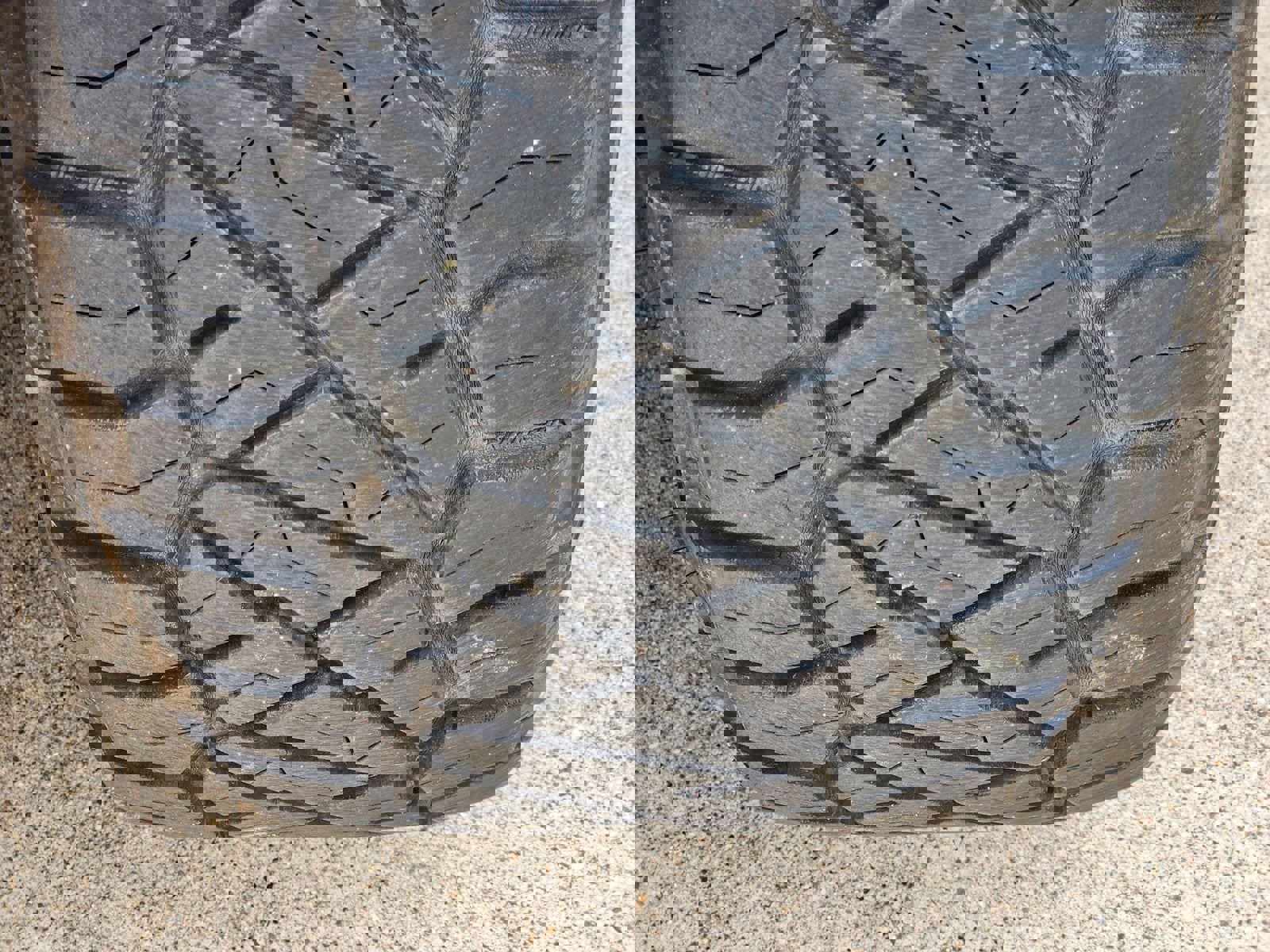 Used 2023 RAM 1500 Limited w/ Night Edition image 17