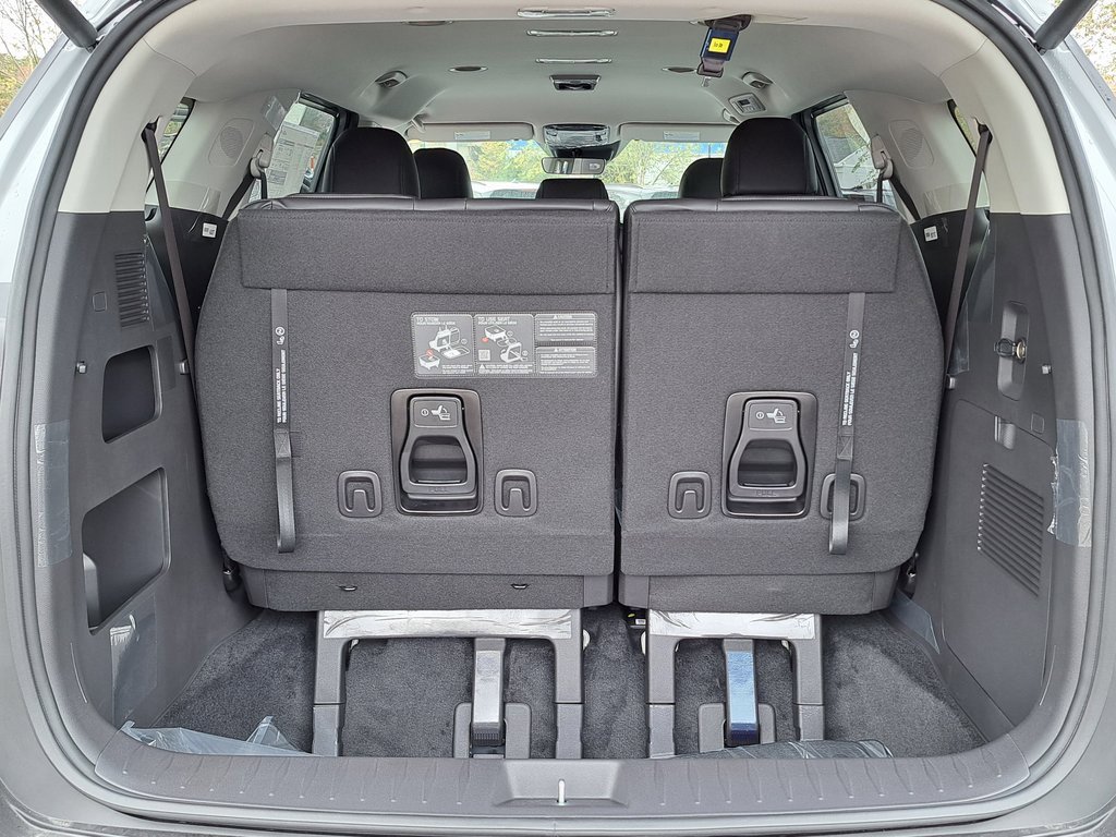 New 2026 Kia Carnival EX image 14