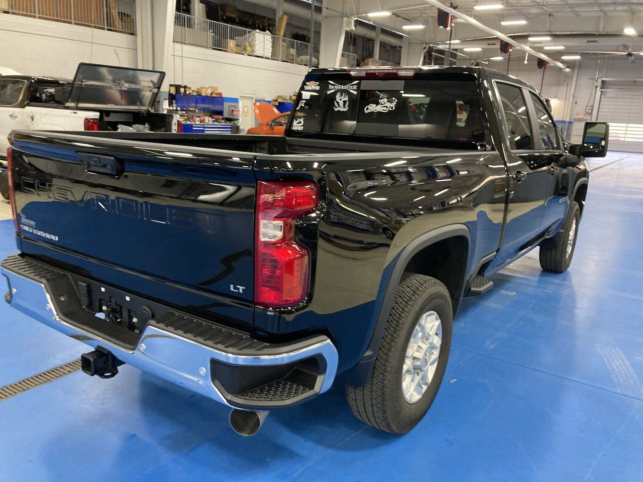 Used 2024 Chevrolet Silverado 2500 LT w/ All Star Edition AWD/4WD image 7