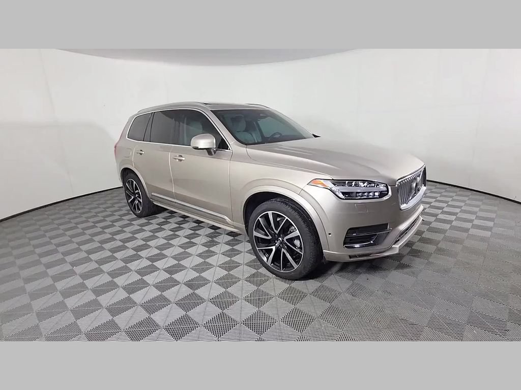 Used 2023 Volvo XC90 B6 Plus w/ Protection Package Premier AWD/4WD image 34