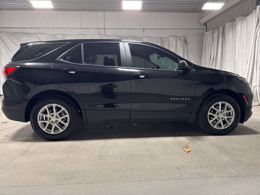 Used 2023 Chevrolet Equinox LS FWD image 8