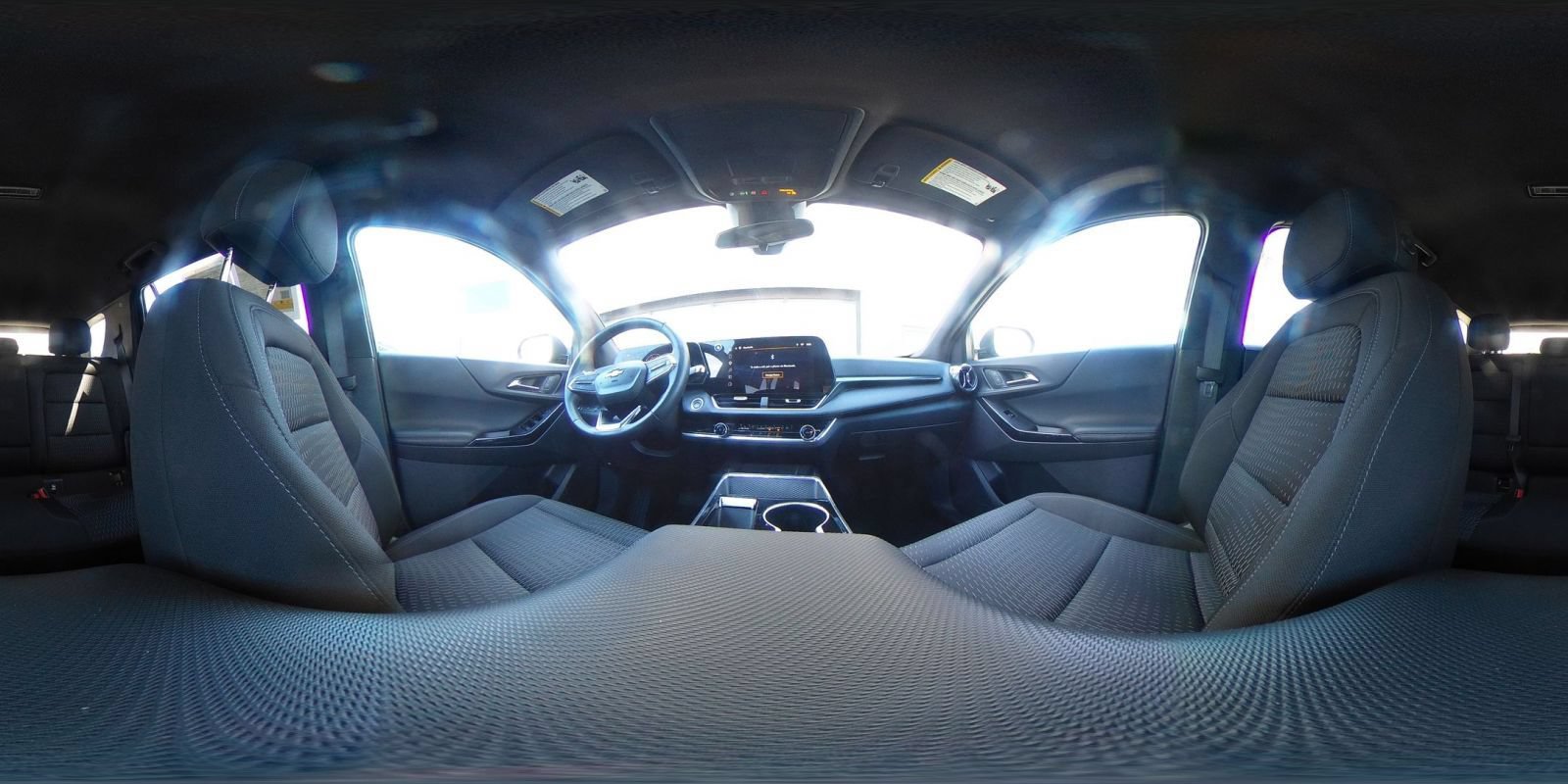 Used 2025 Chevrolet Equinox LT FWD image 43