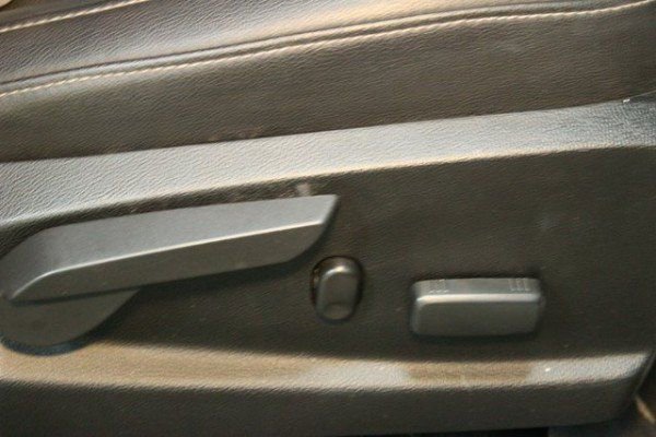 Used 2015 GMC Canyon SLT image 11