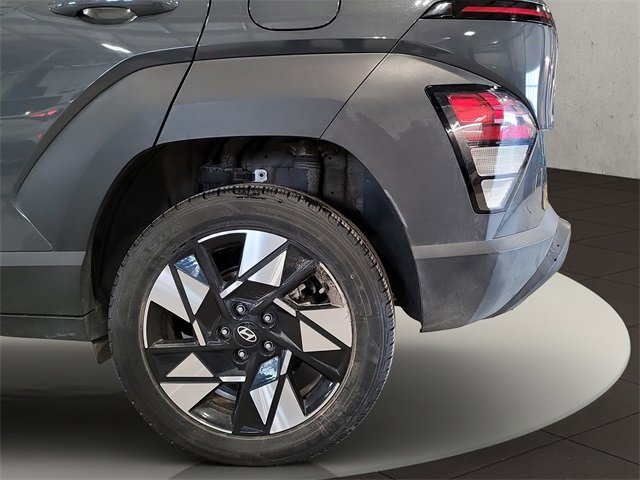 Used 2024 Hyundai Kona SEL image 32