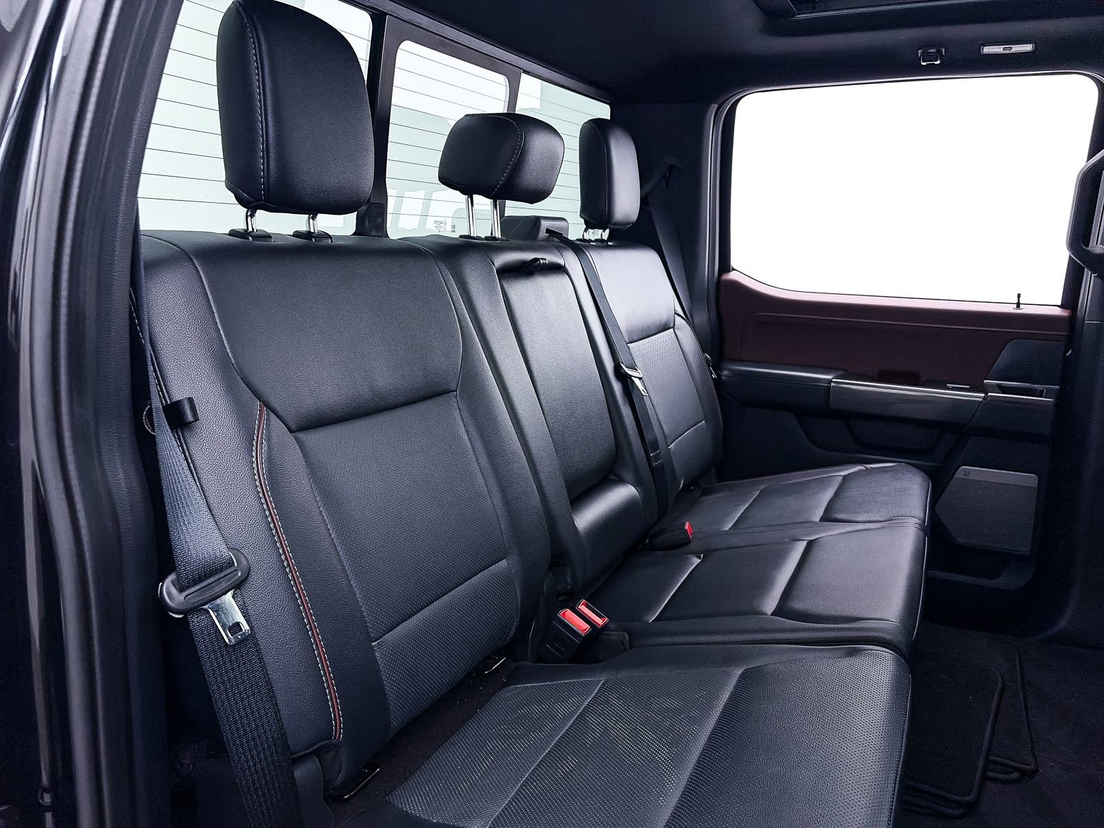 Used 2023 Ford F150 Lariat w/ Equipment Group 502A High image 40