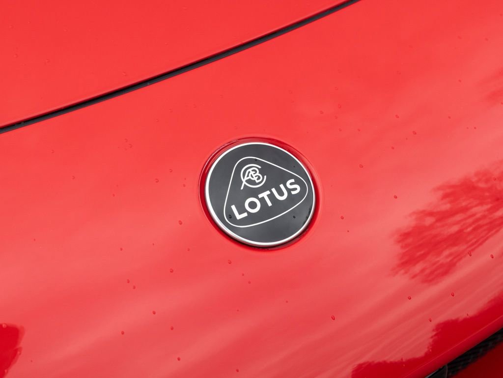 New 2026 Lotus Emira SE RWD image 17