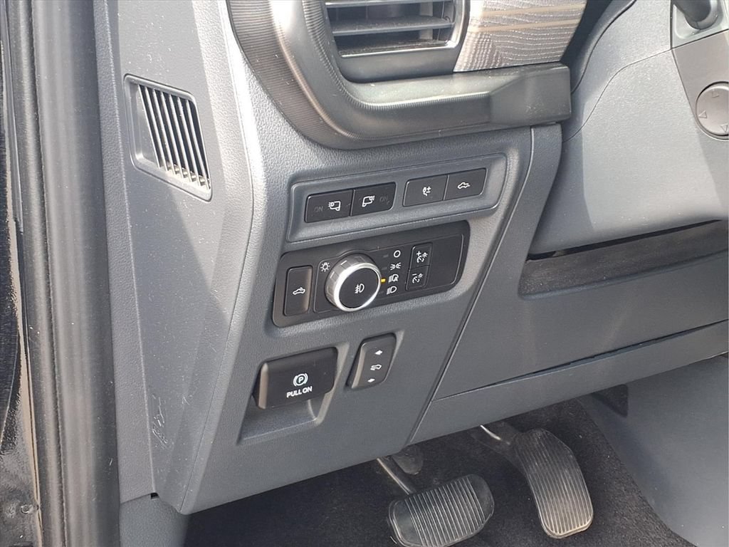 Used 2023 Ford F150 Platinum w/ Equipment Group 701A High AWD/4WD image 13