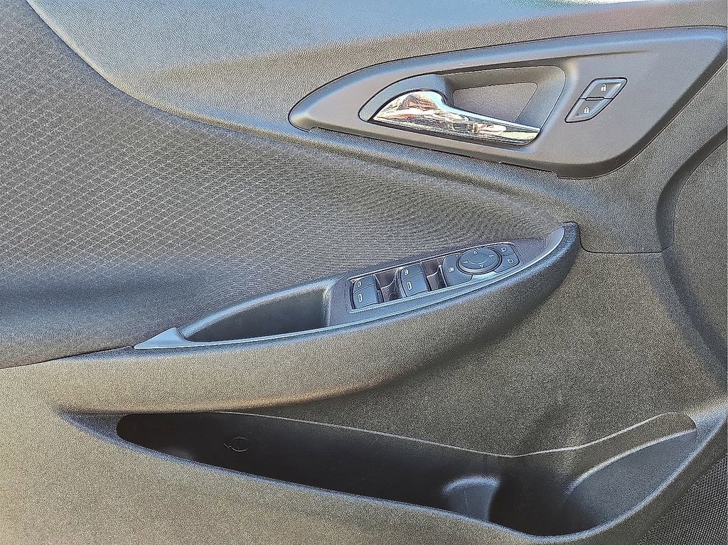 Used 2023 Chevrolet Malibu LT image 21