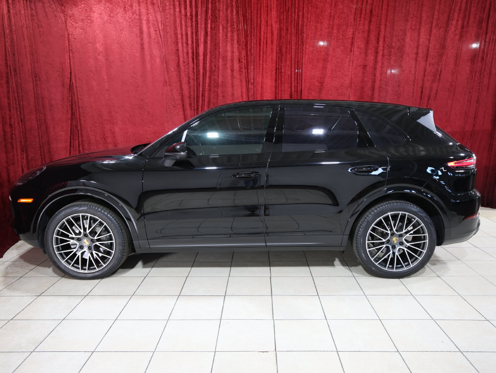 Used 2019 Porsche Cayenne S AWD/4WD image 3