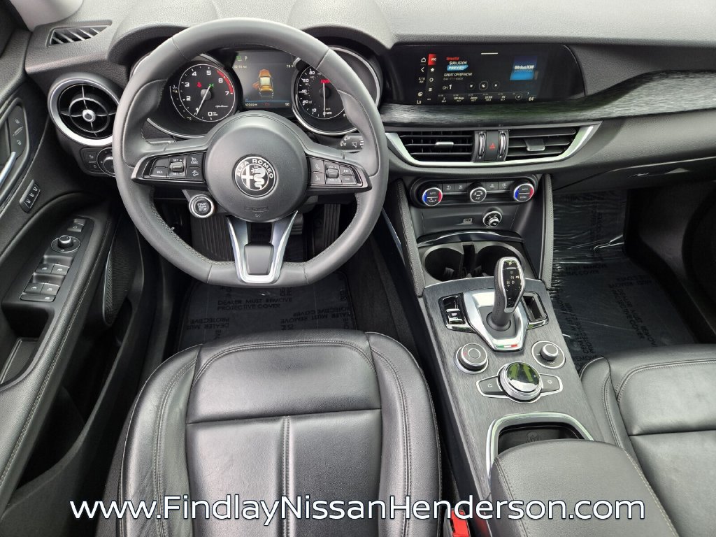 Used 2020 Alfa Romeo Stelvio RWD image 12